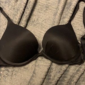 Victoria’s Secret 34C push up